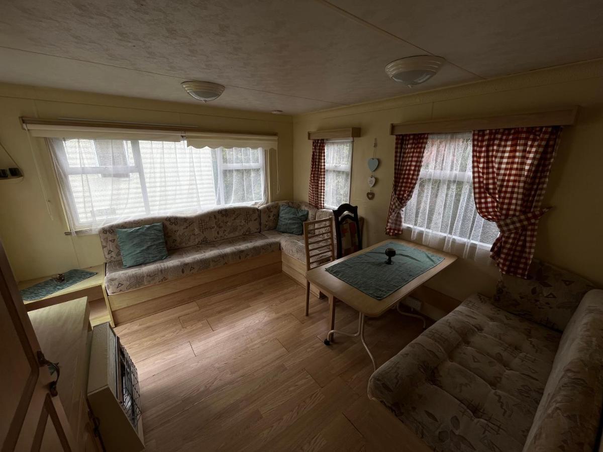 Autocamp Free Star - Mobilheimy Apartment สตราโคตีน ภายนอก รูปภาพ