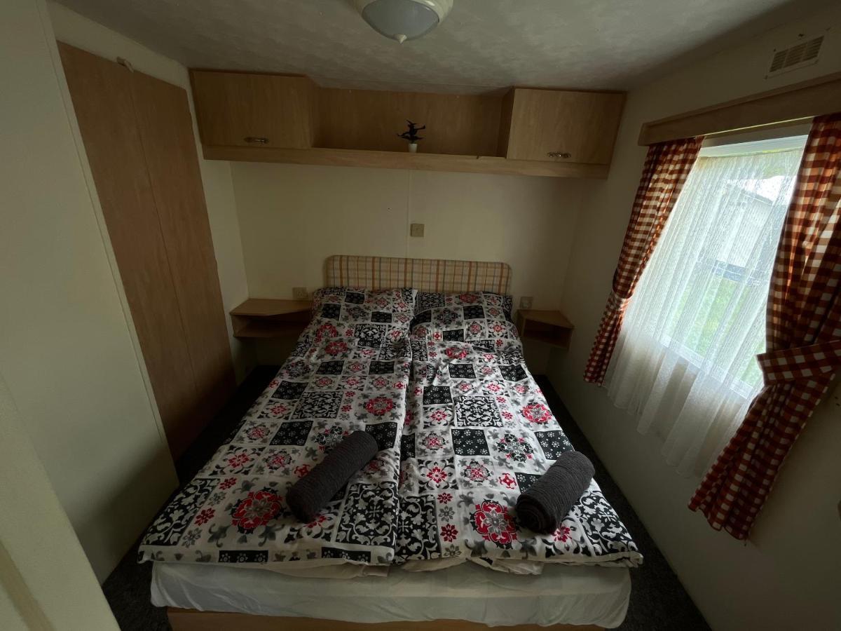 Autocamp Free Star - Mobilheimy Apartment สตราโคตีน ภายนอก รูปภาพ