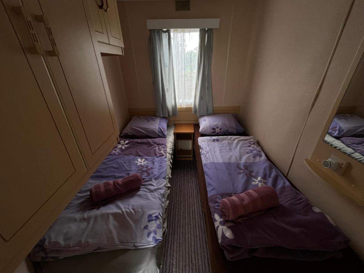 Autocamp Free Star - Mobilheimy Apartment สตราโคตีน ภายนอก รูปภาพ