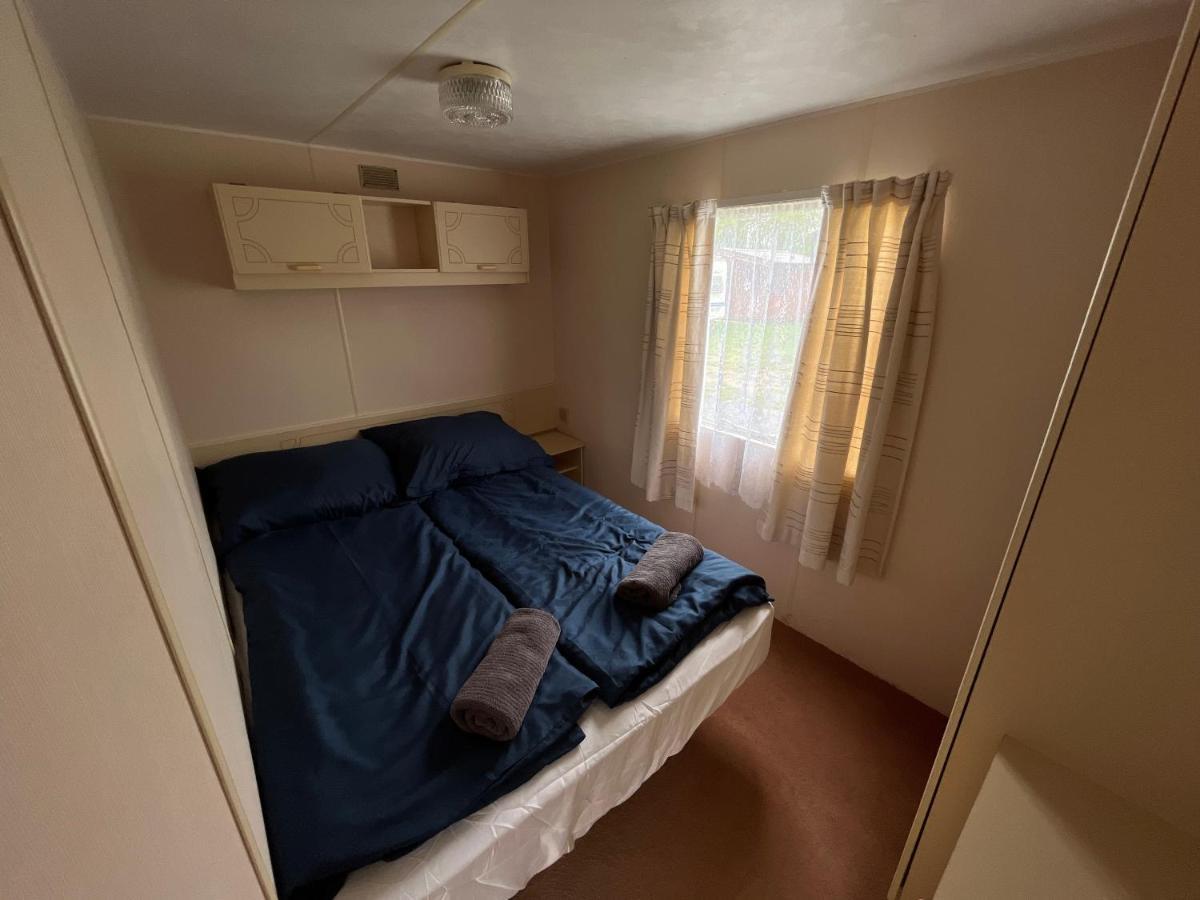Autocamp Free Star - Mobilheimy Apartment สตราโคตีน ภายนอก รูปภาพ