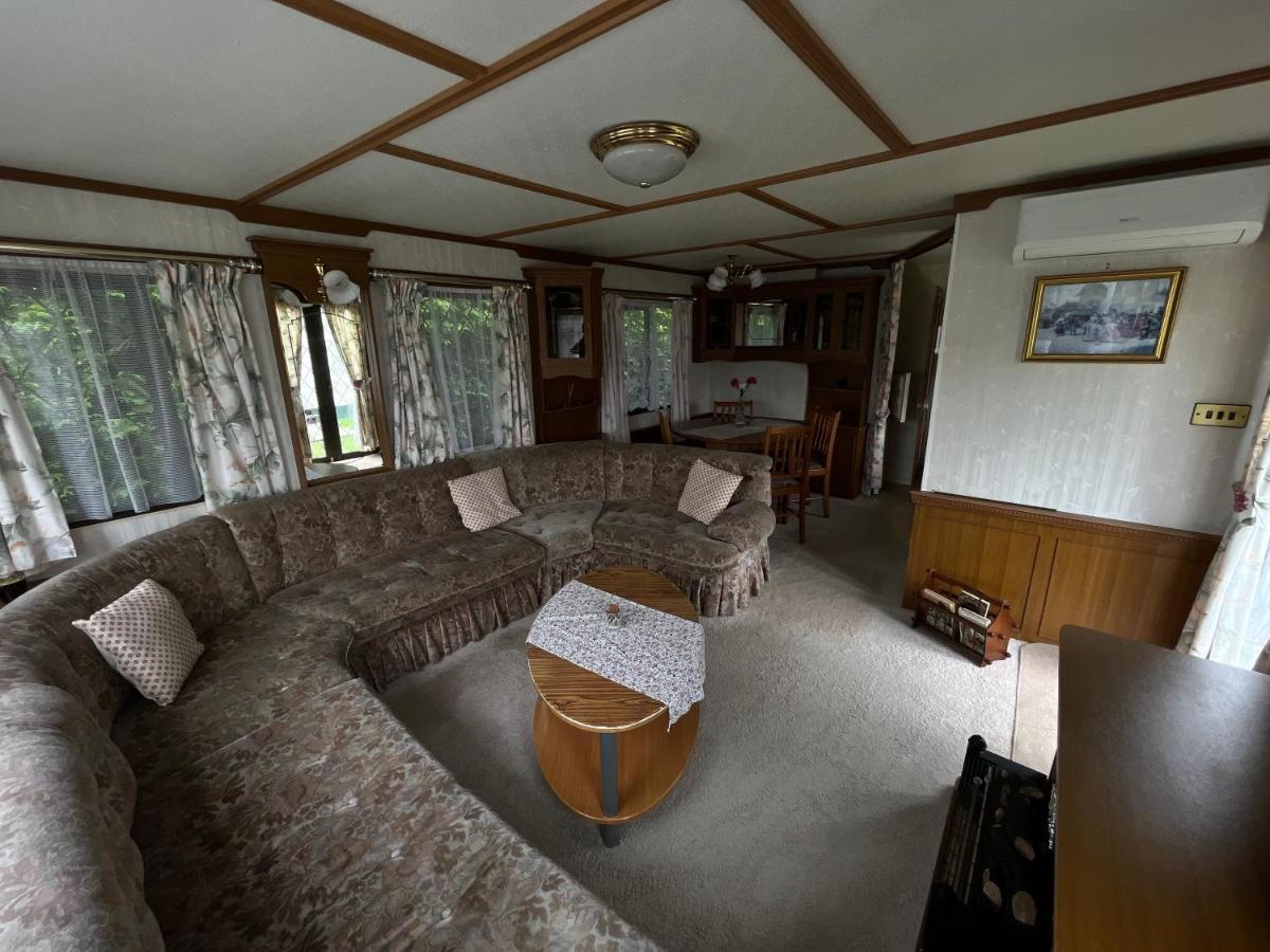 Autocamp Free Star - Mobilheimy Apartment สตราโคตีน ภายนอก รูปภาพ