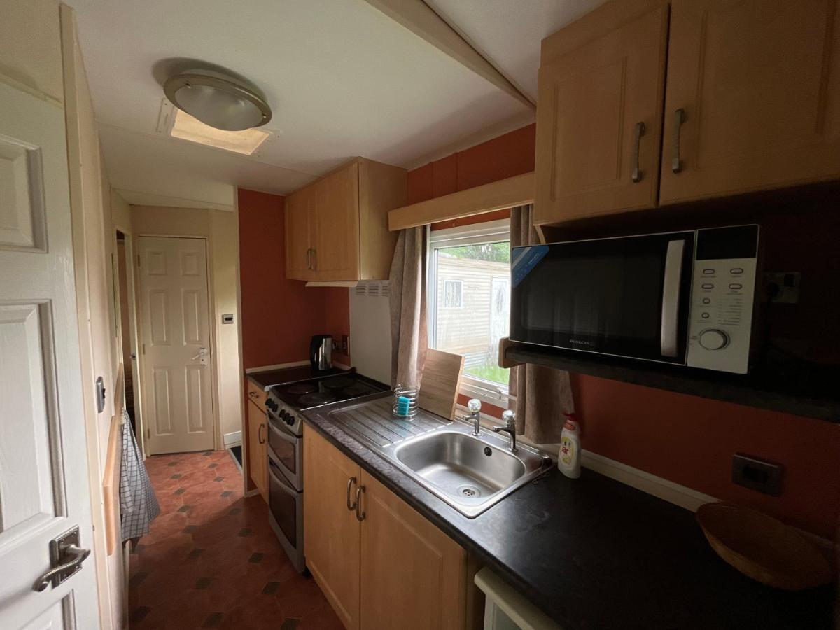 Autocamp Free Star - Mobilheimy Apartment สตราโคตีน ภายนอก รูปภาพ