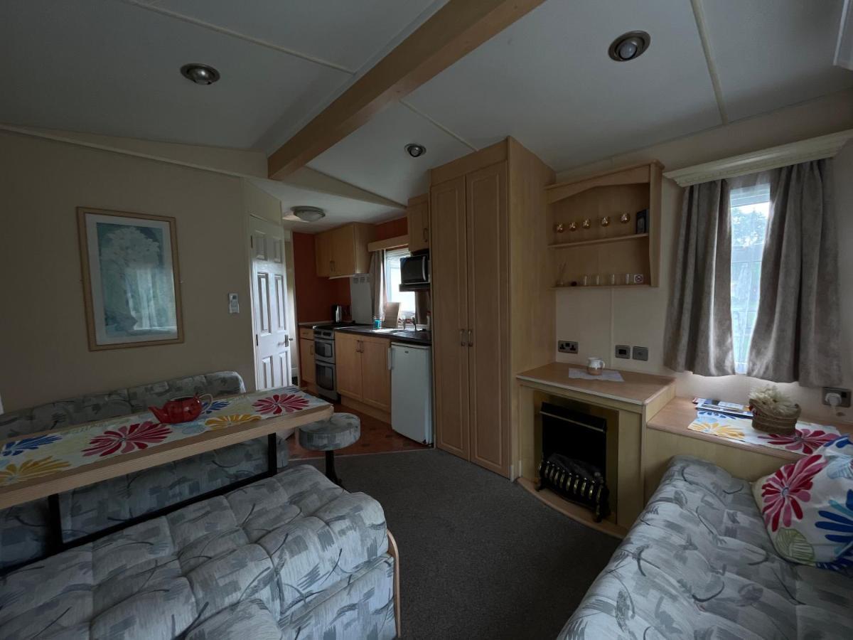 Autocamp Free Star - Mobilheimy Apartment สตราโคตีน ภายนอก รูปภาพ
