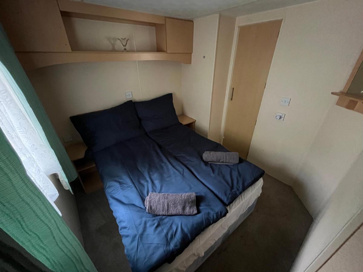 Autocamp Free Star - Mobilheimy Apartment สตราโคตีน ภายนอก รูปภาพ